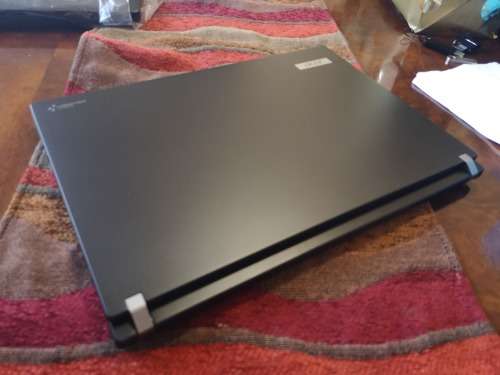 ***AS BRAND NEW***WHAT A BEAUTY!***ACER TRAVELMATE ULTRABOOK P648*i5-6200U*6TH GEN i5*4GB DDR4*500GB